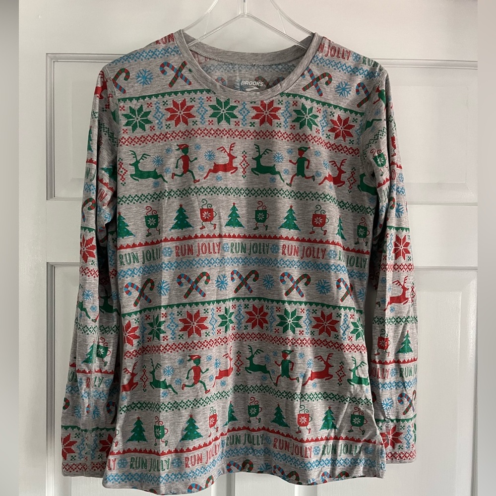 Brooks Festive Gray Long Sleeve Tee